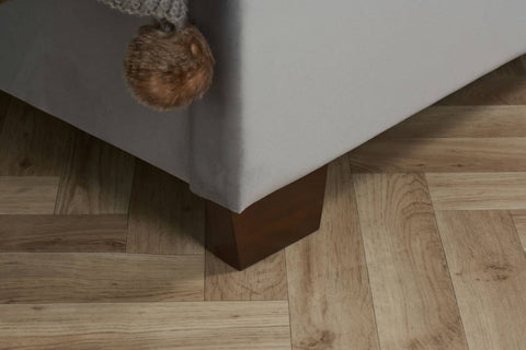 Balmoral -  Upholstered Grey Fabric Bed Image 3