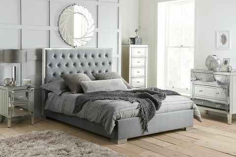Chelsea - Luxurious Velvet - Fabric Bed Image 1