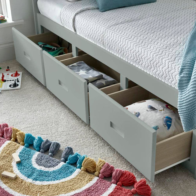 Quest - Wooden 3 Drawer Storage Bed - Bickfords