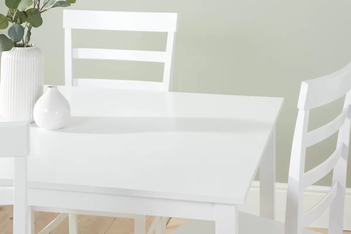 Cottesmore Rectangle Dining Table With 4 Upton Chairs - Bickfords