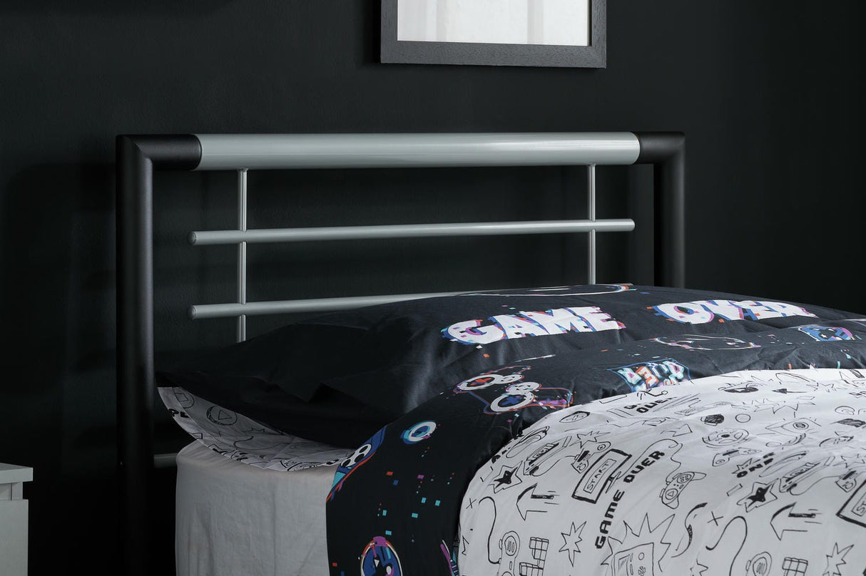 Faro - Black and Silver Metal Bed - Bickfords