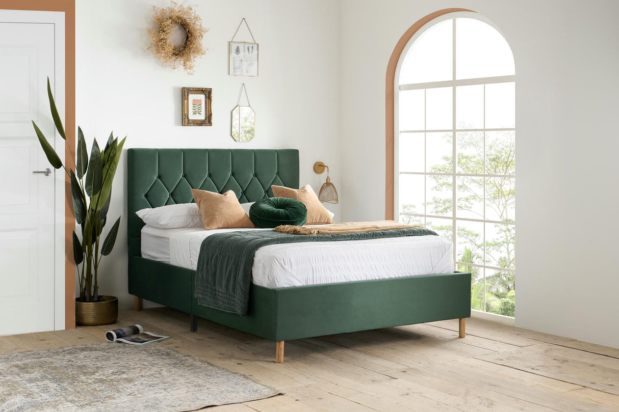 Loxley - Upholstered Buttoned Fabric Bed - Bickfords